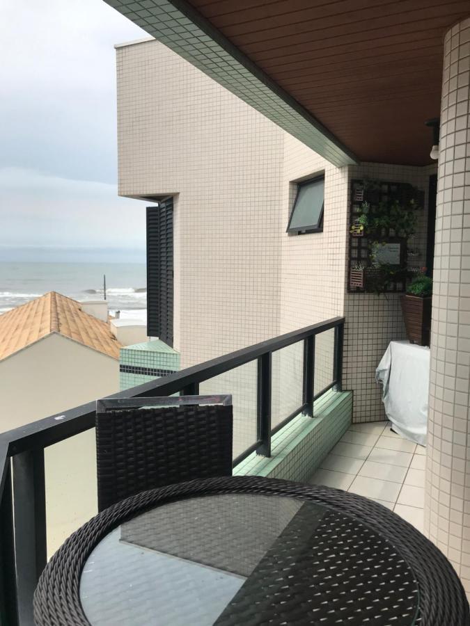 Lindo Apartamento Com Vista Para O Mar Matinhos Exterior photo